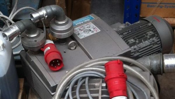 Ehrler & Beck DVT 3.80 Pressure and vacuum compressor