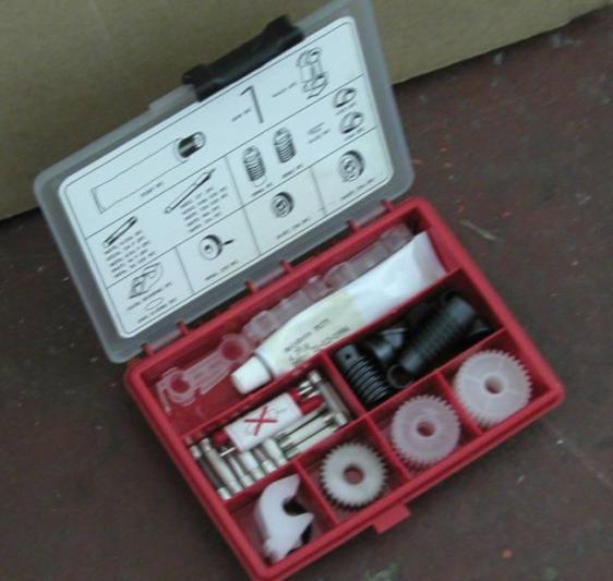 Glunz & Jensen spare parts box