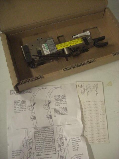 Bostitch 9038 M stitching heads