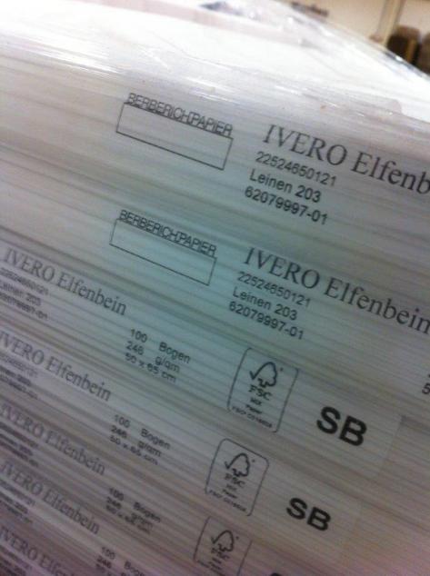 Fine paper Ivero ivory board linen