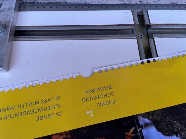 for calendar punch Renz Super 700 4mm round hole pitch 3to1 with thumb hole