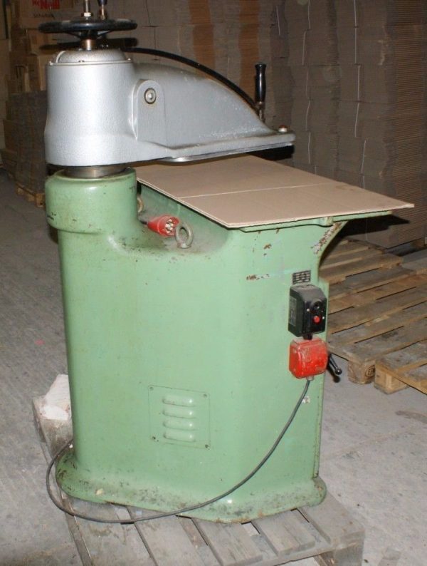 Schoen & Cie Model N 1.1/4-1 Hydraulic Pivot Arm Punch